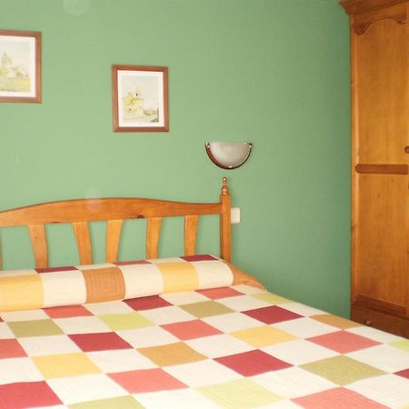 Los Olmos Holiday Home Fuentiduena Bagian luar foto