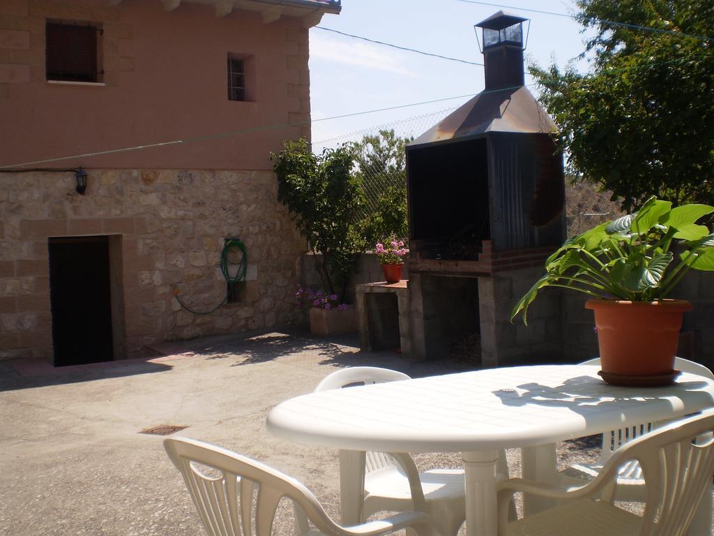 Los Olmos Holiday Home Fuentiduena Bagian luar foto